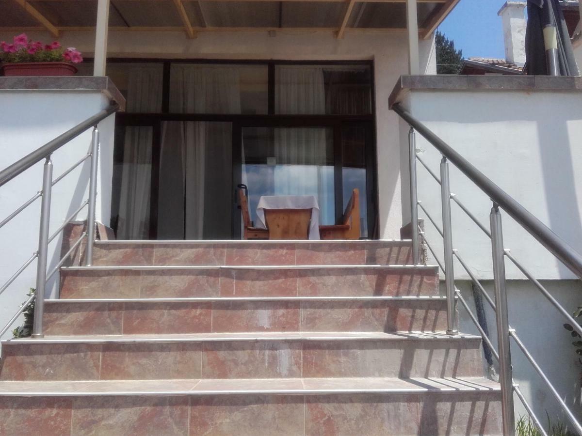 Hotel Aleksievata Kashta Gurgulyat Ngoại thất bức ảnh