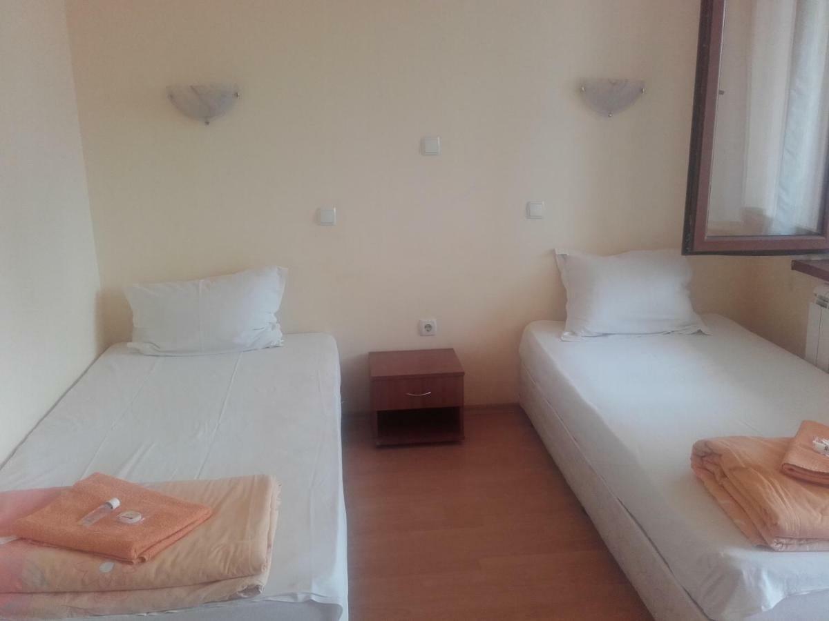 Hotel Aleksievata Kashta Gurgulyat Ngoại thất bức ảnh